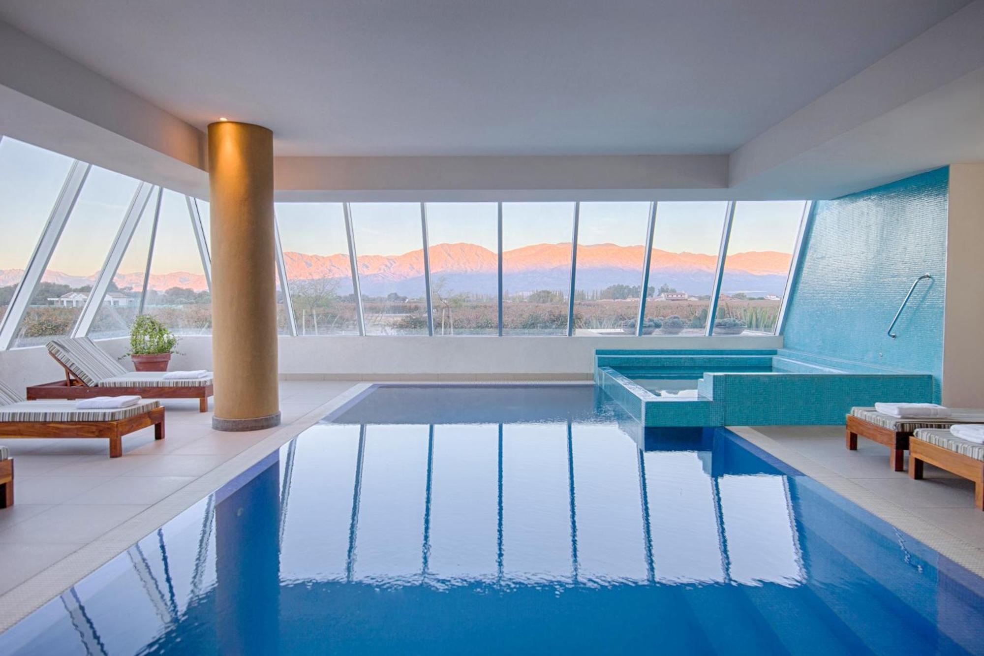 Готель Grace Кафаяте Екстер'єр фото The pool at the Westin