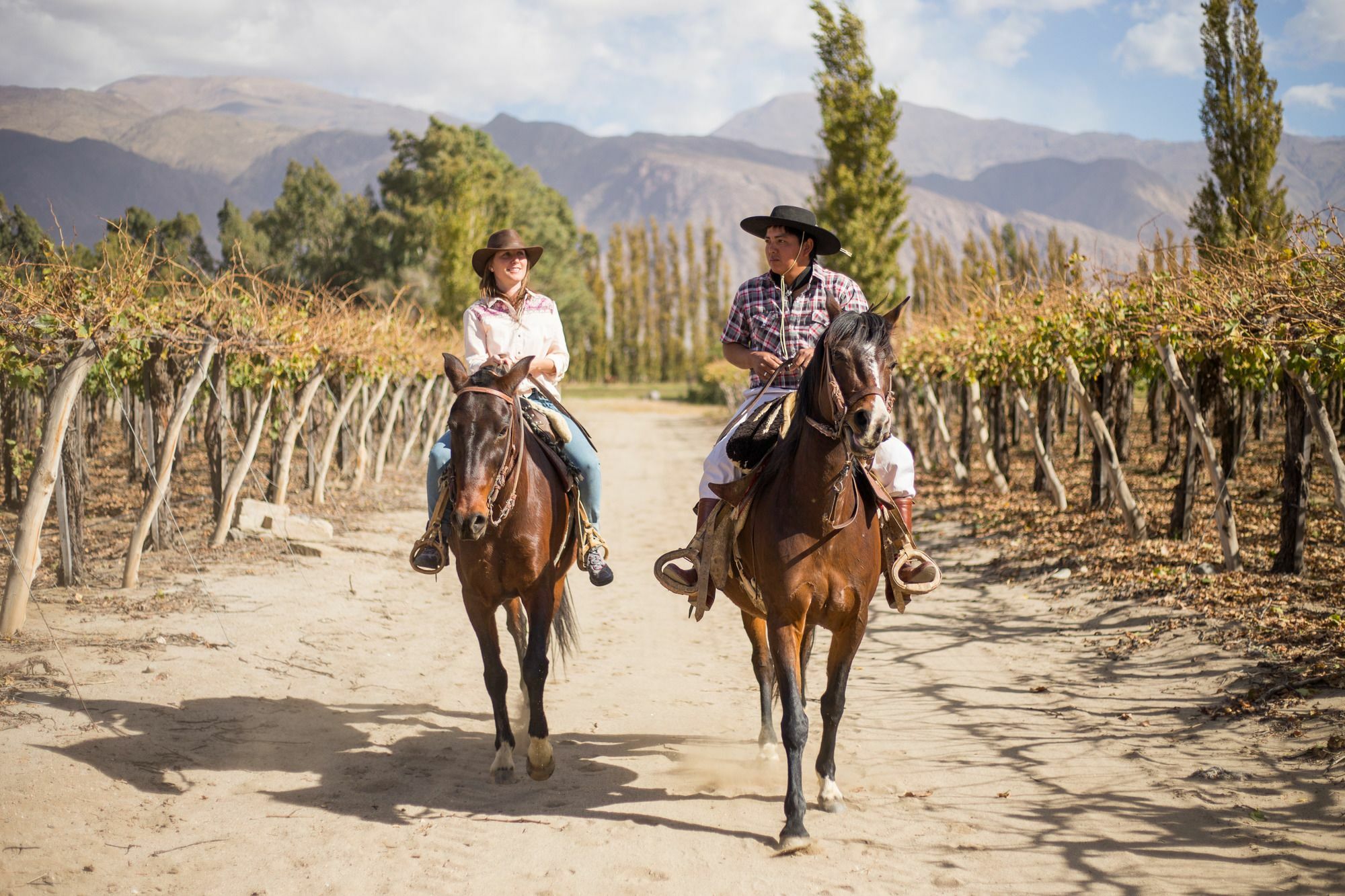 Готель Grace Кафаяте Екстер'єр фото Horse riding in the wine region of Mendoza